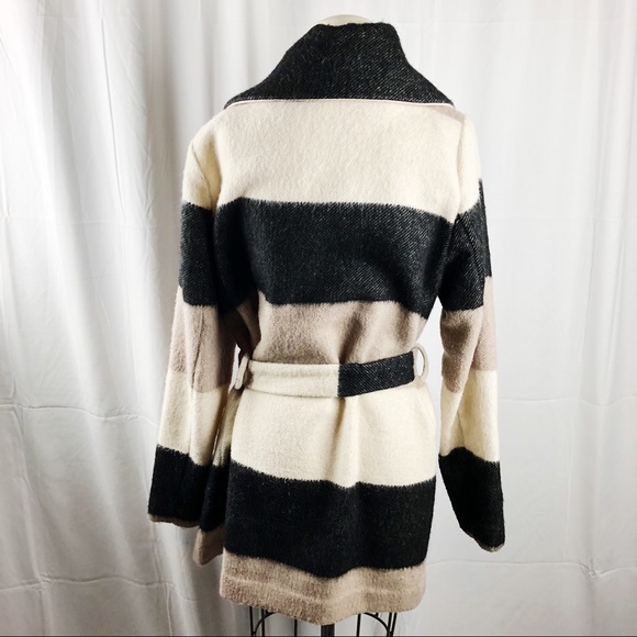 🌟HP🌟 H&M Divided Colorblock Wrap Coat - Picture 3 of 8